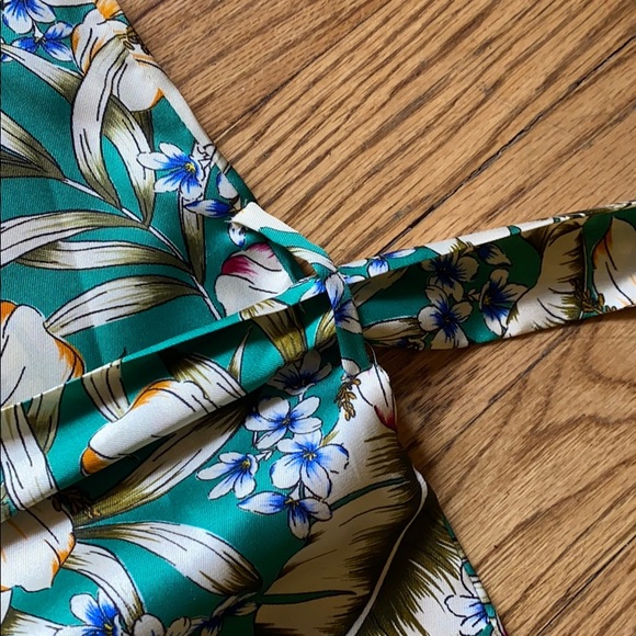 Zara halter neck floral jumpsuit worn once - Picture 6 of 8